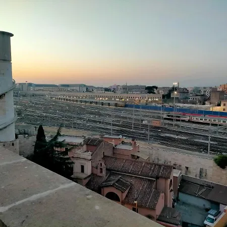 公寓 Red Roses Domus *