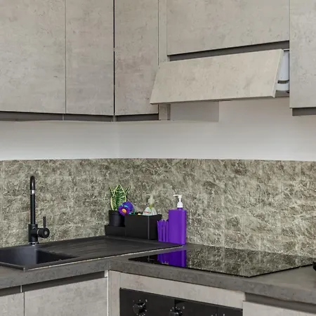 Red Roses Domus * 罗马