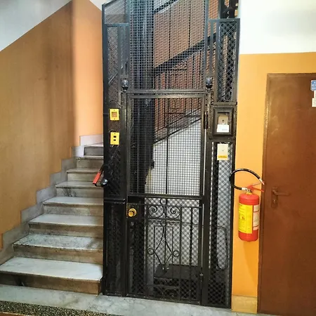 Red Roses Domus Apartament Rzym